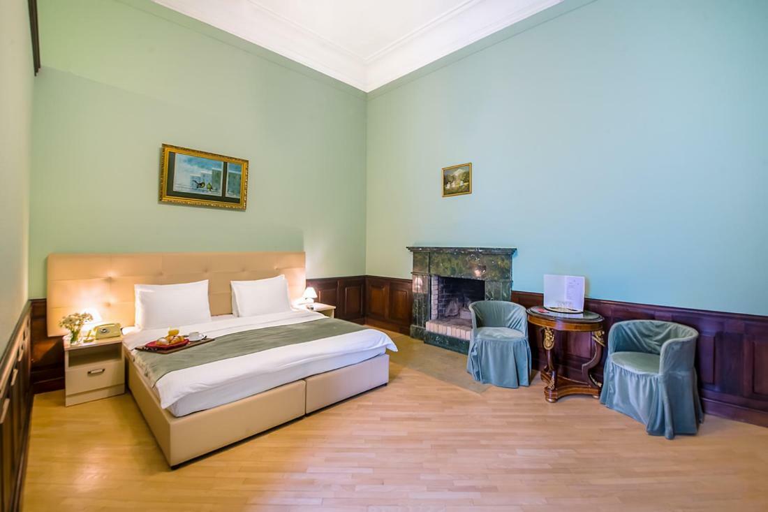 Emigrant Boutique Hotel Tbilissi Extérieur photo